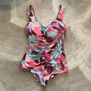 Le Cove floral one-piece swimsuit SZ 22